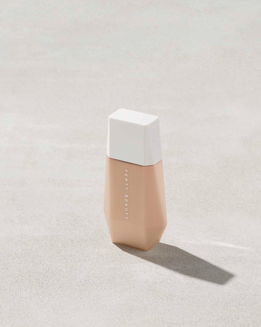 Fenty Beauty Eaze Drop Lightweight Blurring Skin Tint, Shade 9