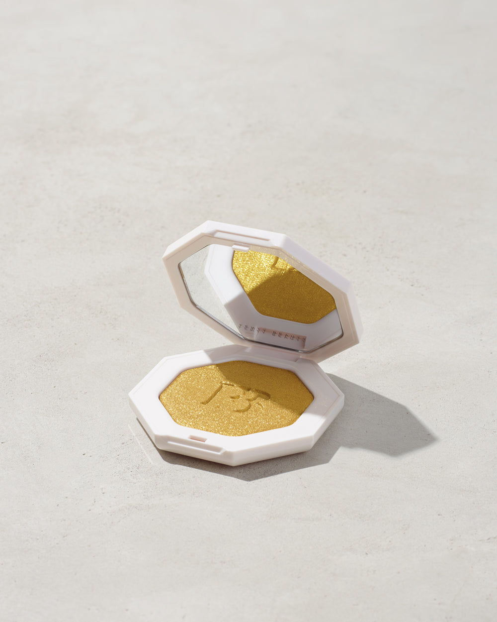 Fenty Beauty Killawatt Freestyle Highlighter, Shade Trophy Wife