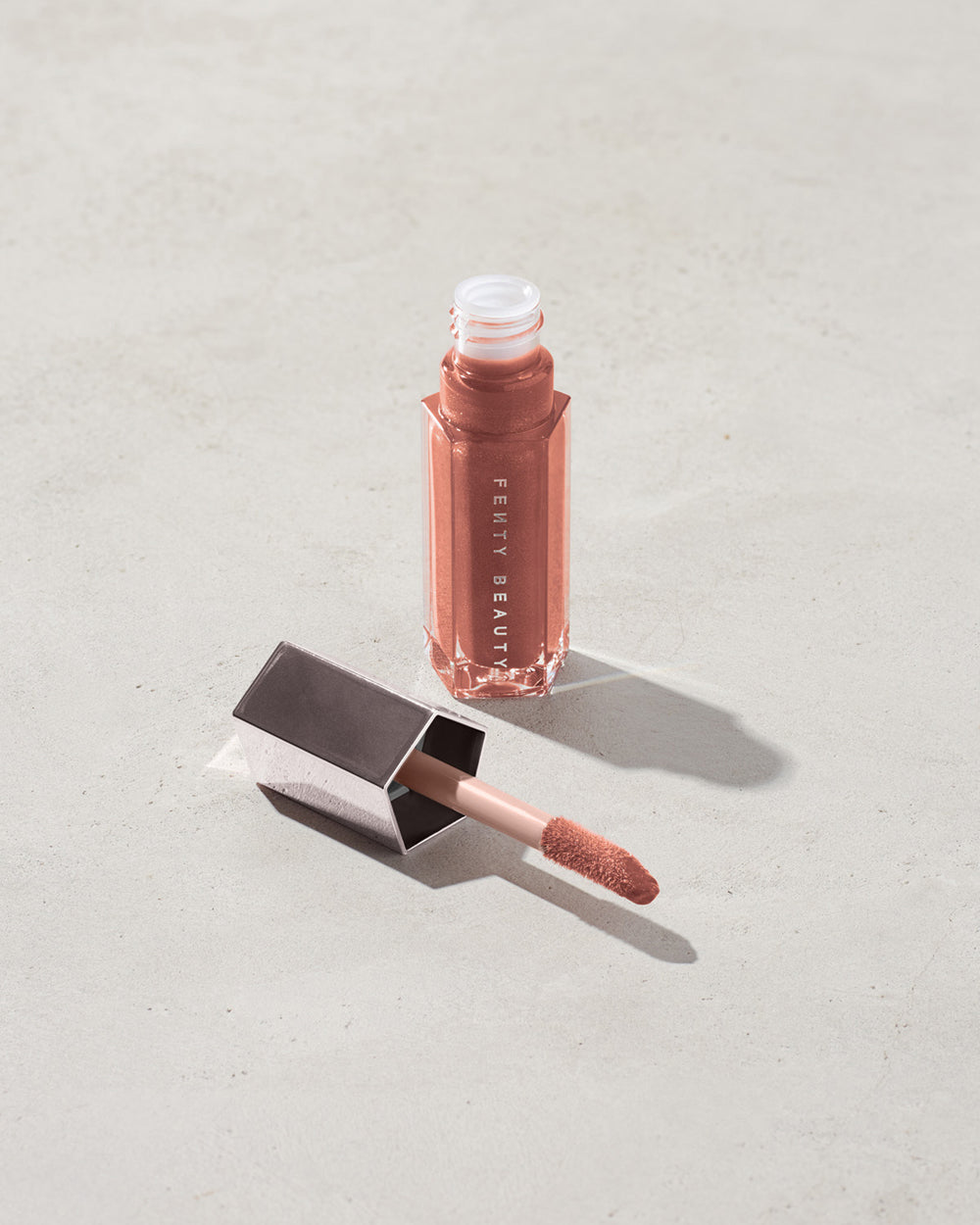 Fenty Beauty Gloss Bomb Universal Lip Luminizer, Shade Fenty Glow