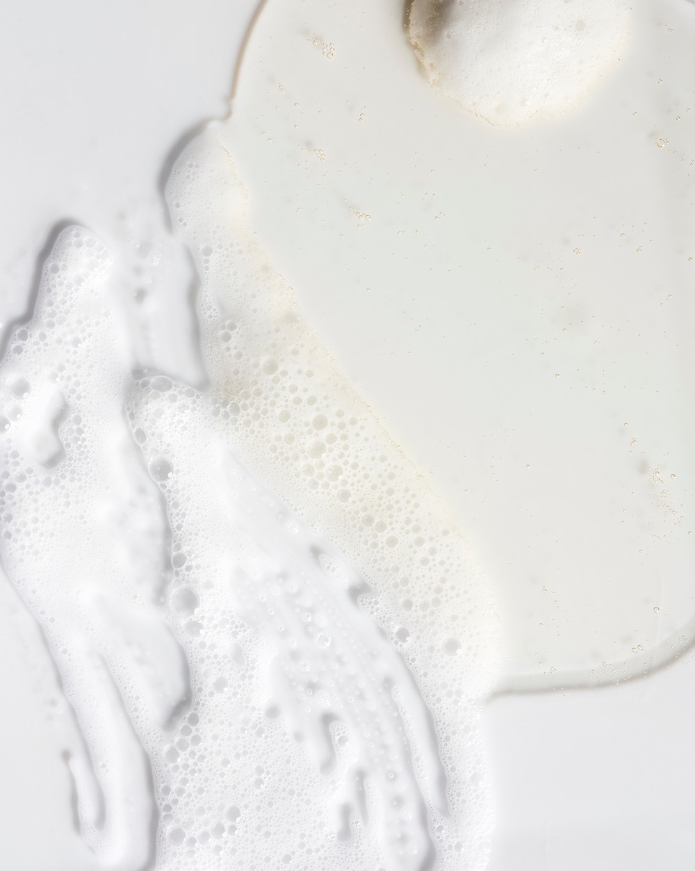 Glossier Body Hero Daily Oil Wash, Sandstone scent