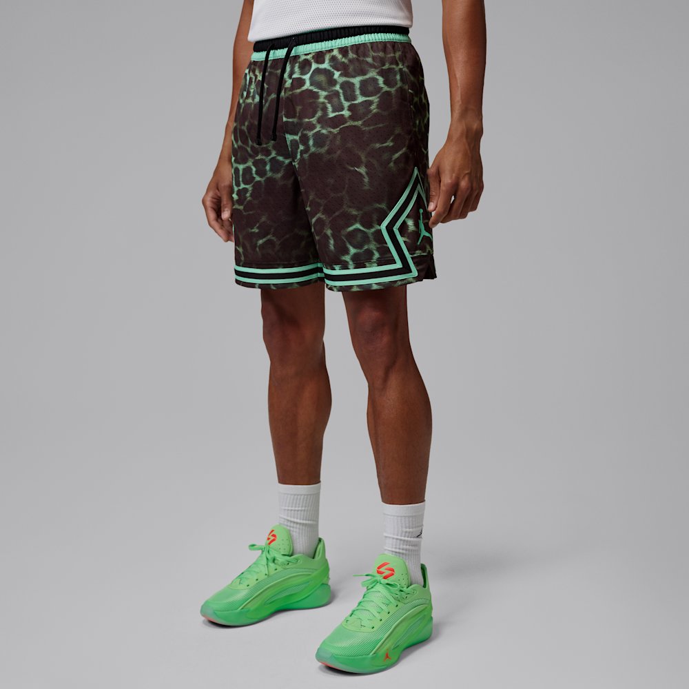 Jordan Sport Men's Dri-FIT Printed Diamond Shorts
