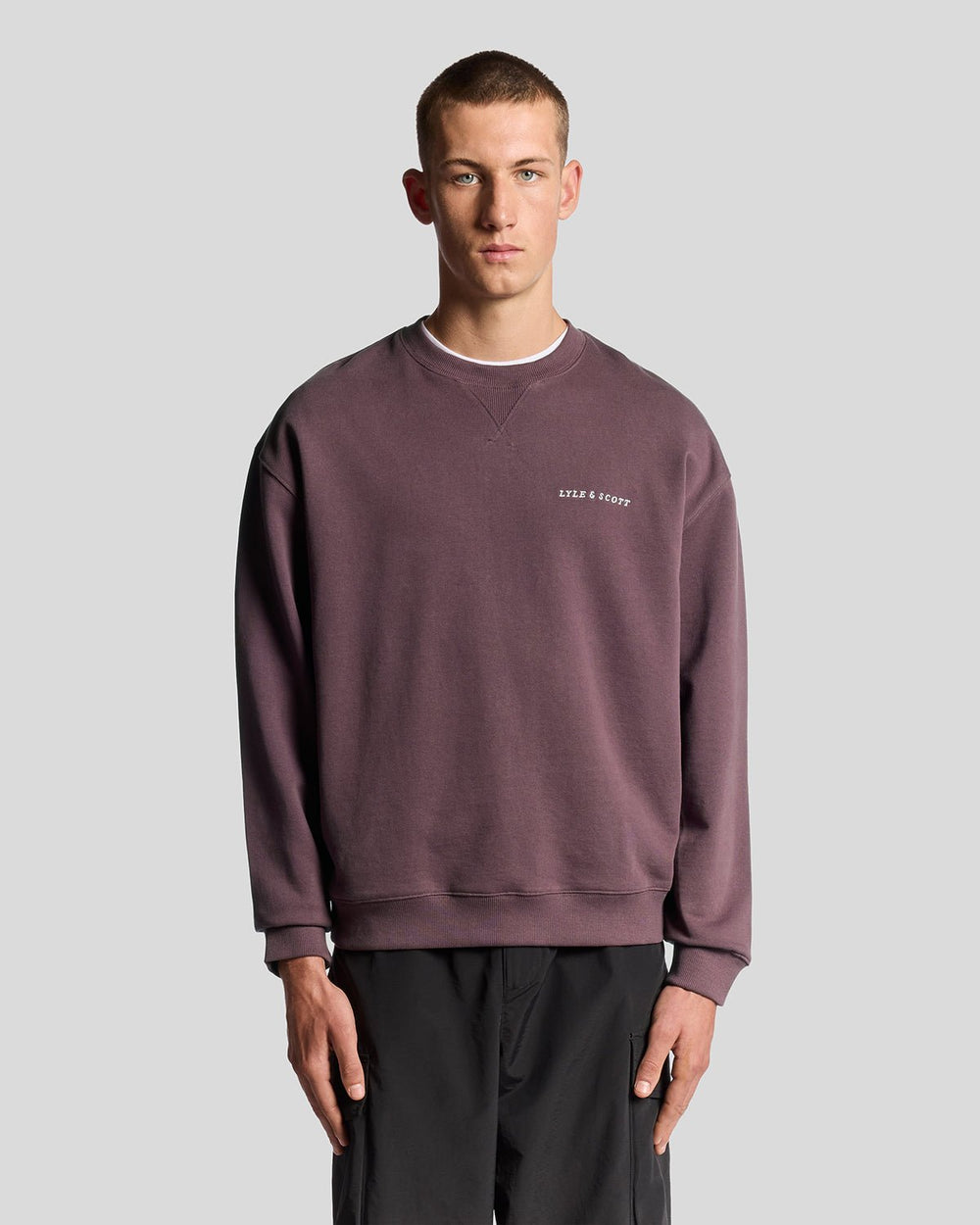 Lyle & Scott Men's Script Brushback Fleece Sweatshirt