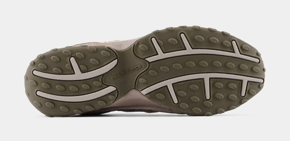 New Balance 204L Women's Sneakers