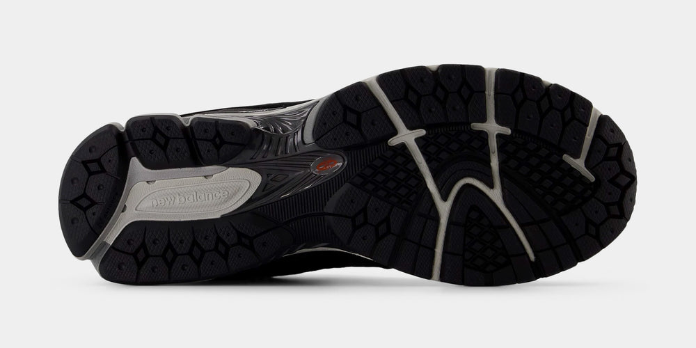 New Balance 2002R Men's Sneakers
