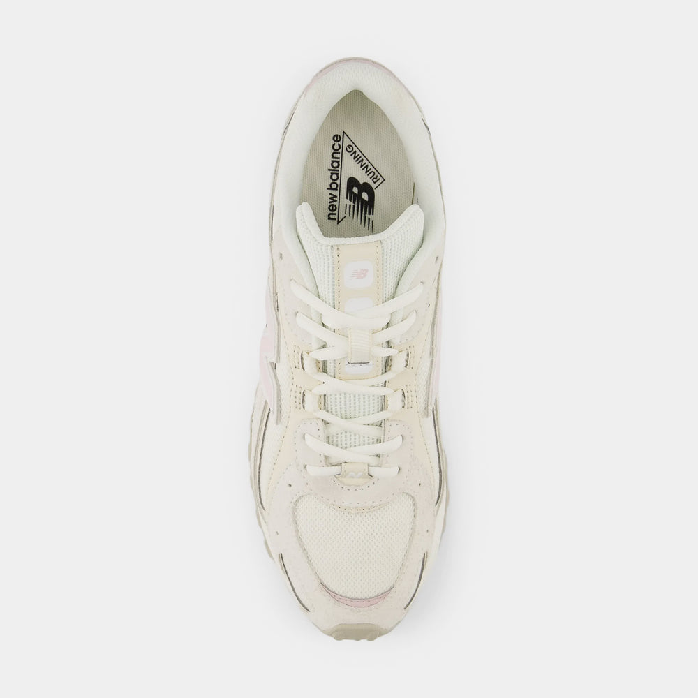 New Balance 204L Women's Sneakers