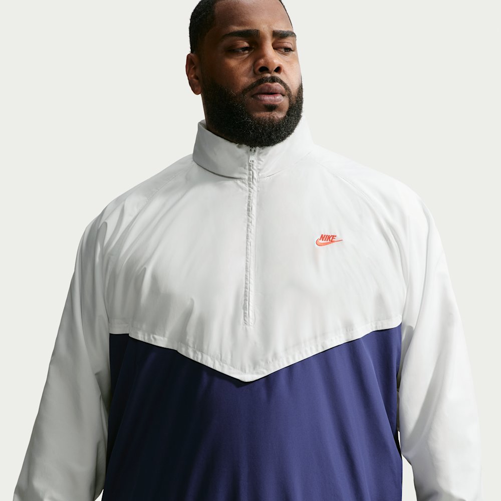 Nike Windrunner Men's Lightweight Half-Zip Jacket
