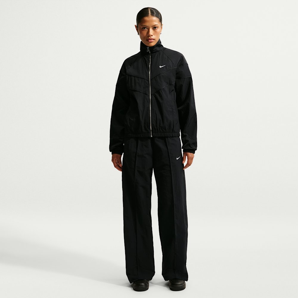 Nike Windrunner Women's Loose UV Woven Full-Zip Jacket