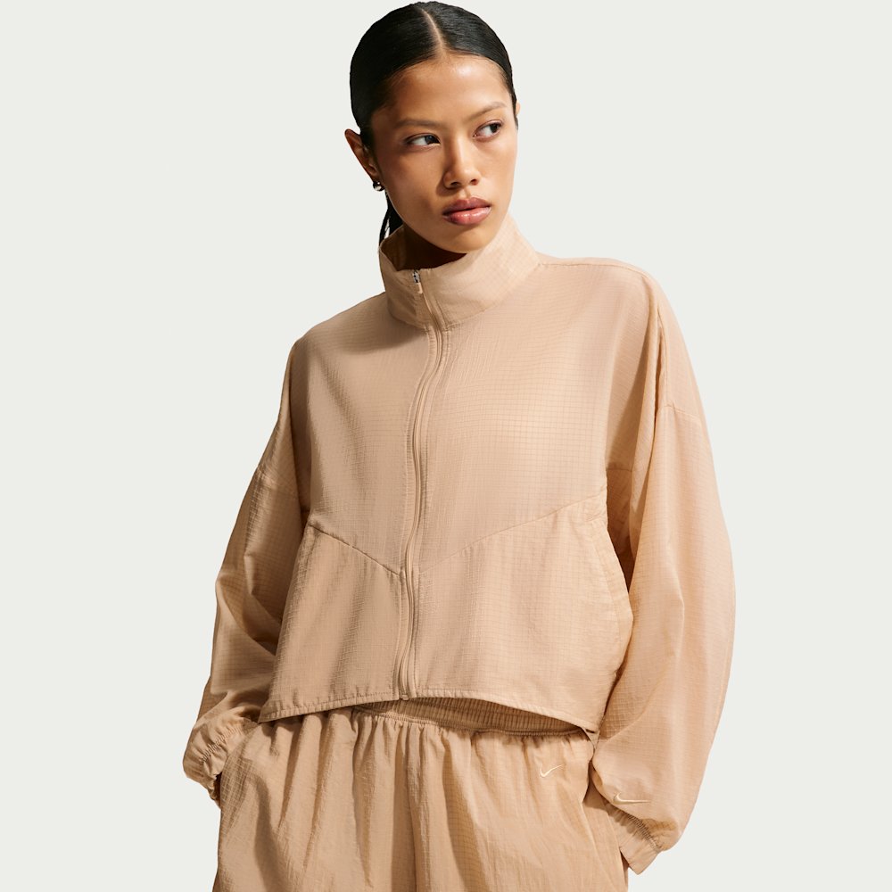 Nike Sportswear Women's Oversized Lightweight Ripstop Jacket