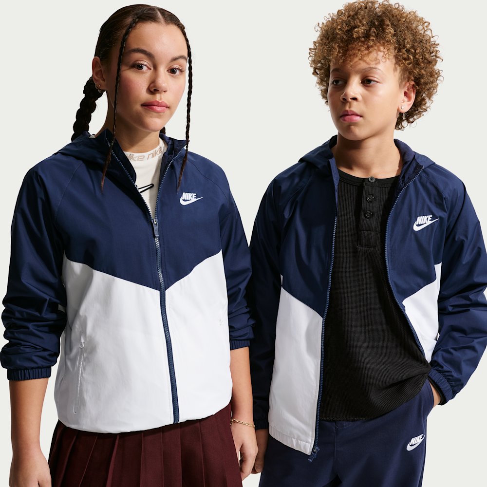 Nike Sportswear Windrunner Big Kids' Hooded Repel Jacket