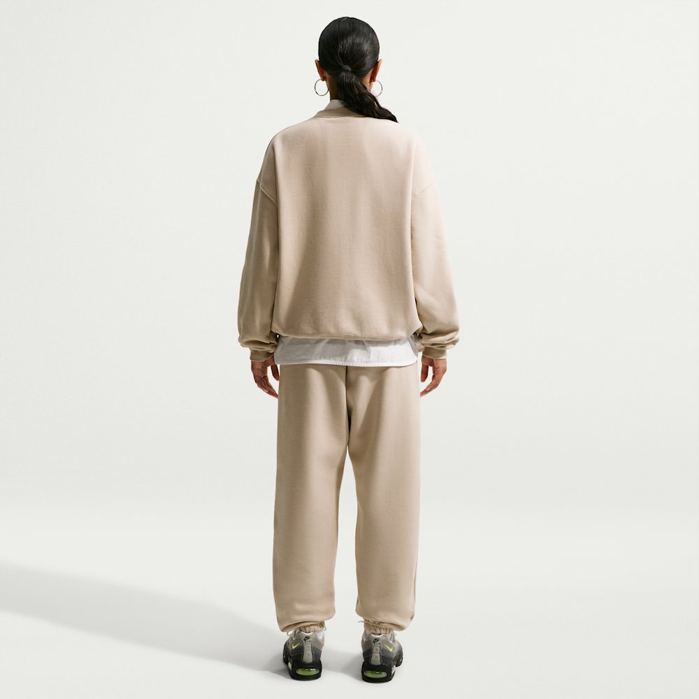 Nike Studio Fleece Medium Weight Women's Oversized Crew-Neck Sweatshirt