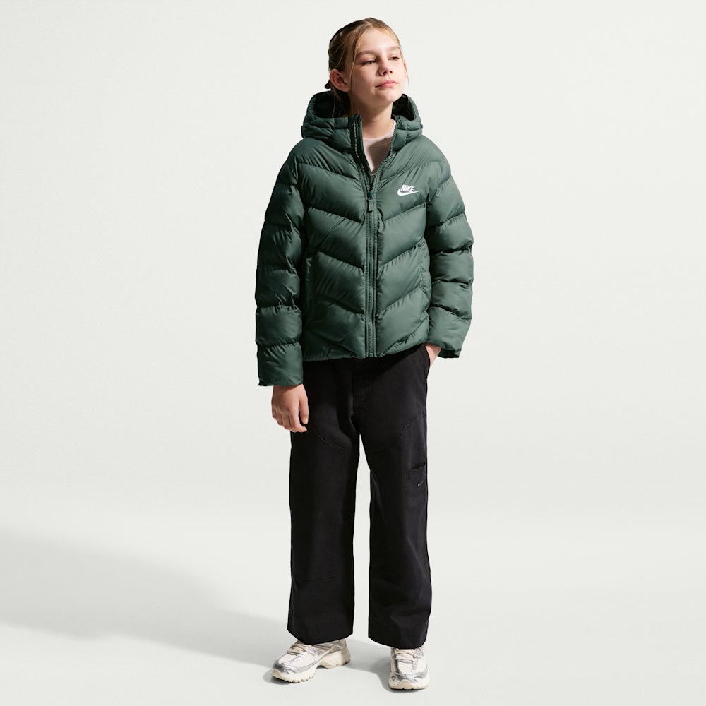 Nike Sportswear All Day Play Big Kids' Therma-FIT Loose-Fit Puffer Jacket