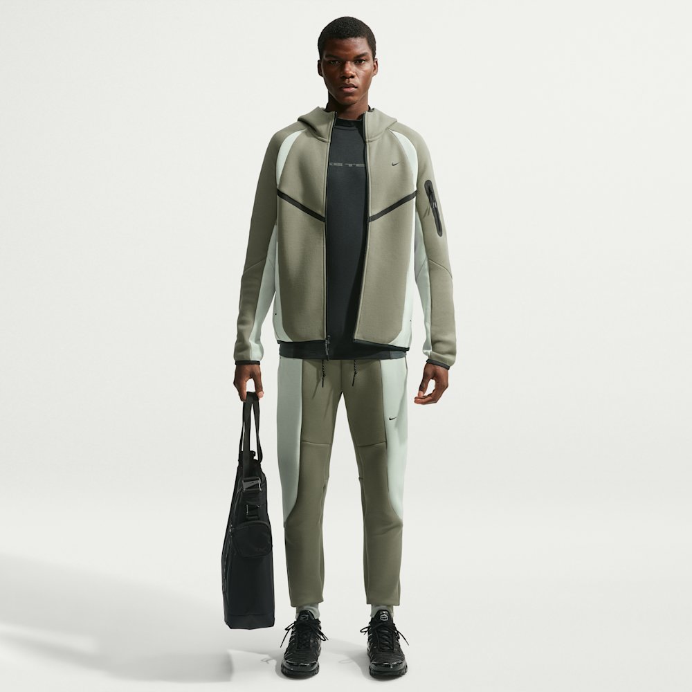 Nike Tech Men's Fleece Color-Block Joggers