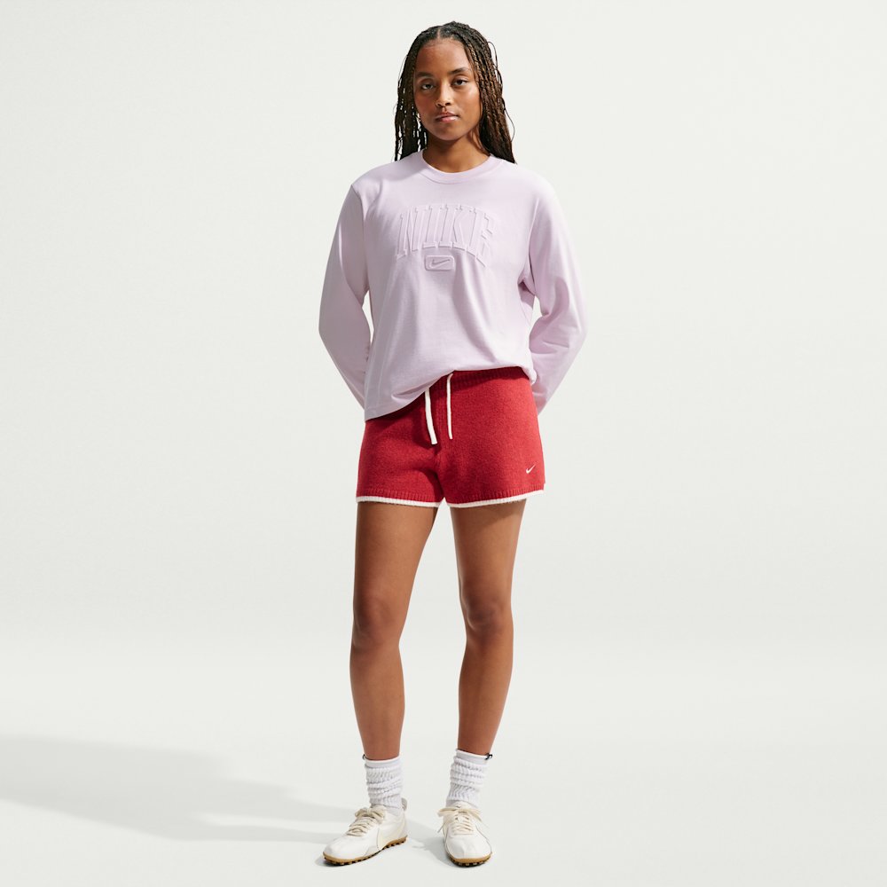 Nike Sportswear Classic Women's Loose Long-Sleeve T-Shirt