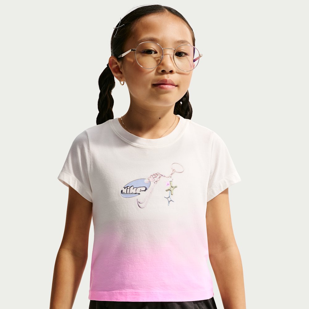 Nike Sportswear Big Kids' (Girls') T-Shirt