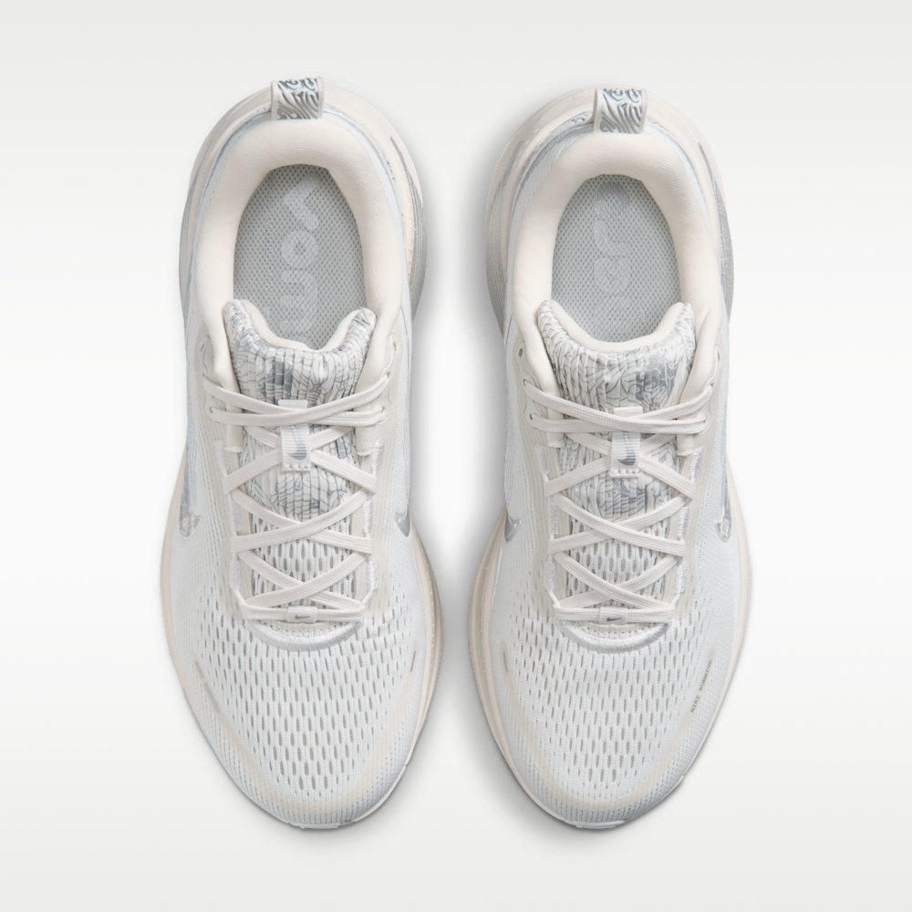 Nike Vomero 18 SE Women's Running Shoes