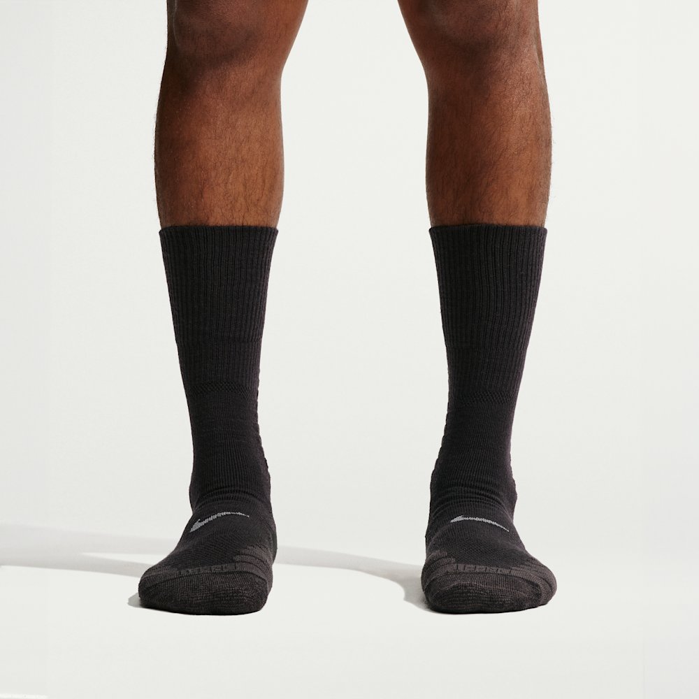 Nike Outdoor Cushioned Crew Socks (1 Pair)