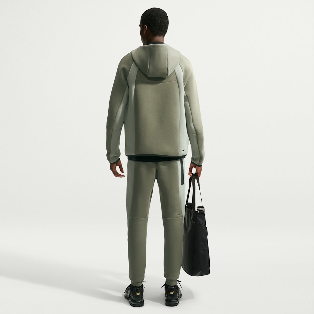 Nike Tech Men's Fleece Color-Block Joggers