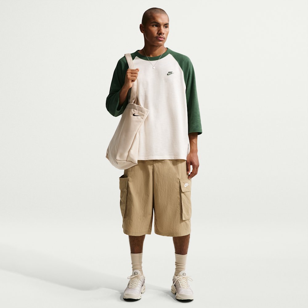 Nike Sportswear Club Men's Oversized Cargo Shorts