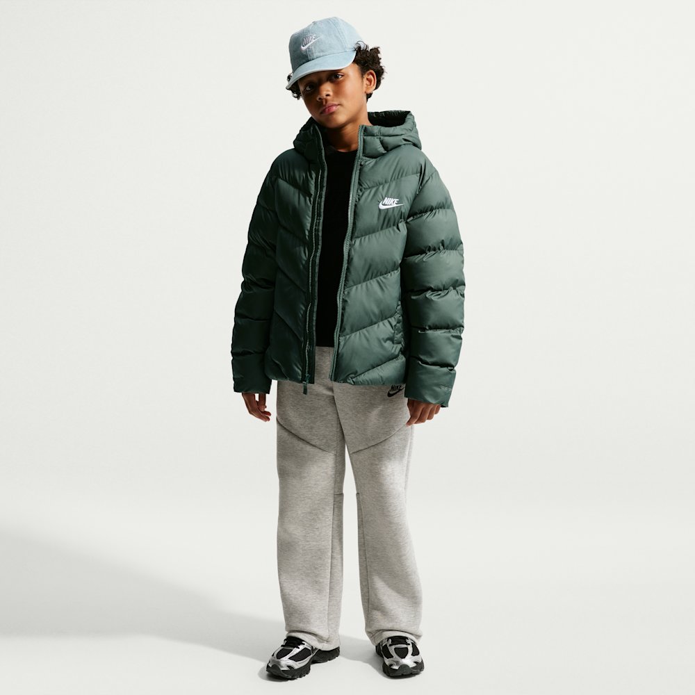 Nike Sportswear All Day Play Big Kids' Therma-FIT Loose-Fit Puffer Jacket
