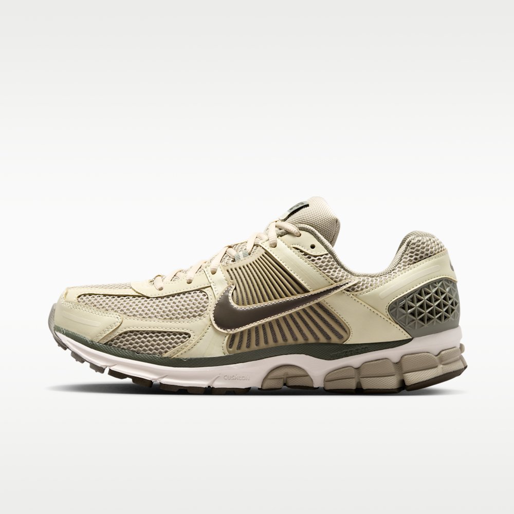 Nike Zoom Vomero 5 Men's Sneakers